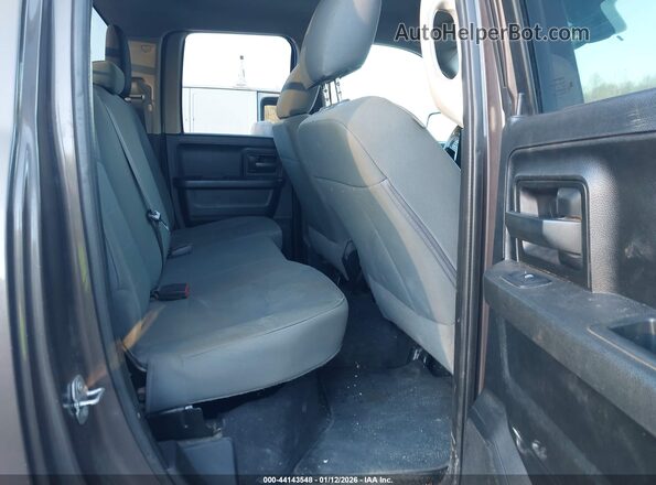 1C6RR6FG3LS114370 2020 RAM 1500 CLASSIC Brown VIN կոդի պիտակի տեսք