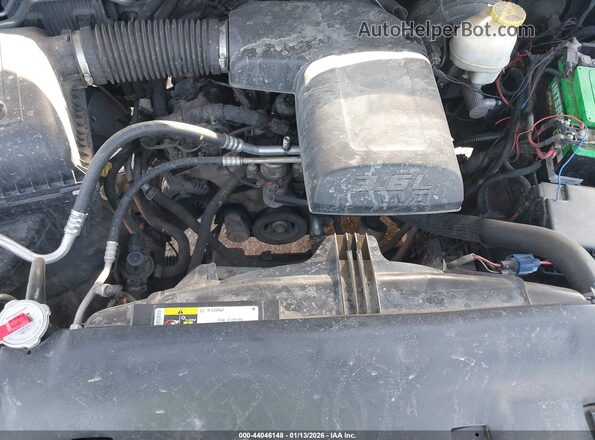 1C6RR6FG5JS132270 2018 RAM 1500 Purple Vista trasera