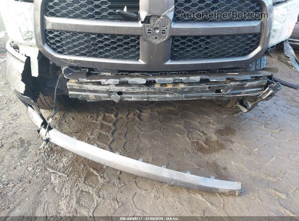 1C6RR7FT5HS581901 2017 RAM 1500 Серый Вид спереди