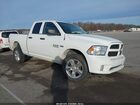 2018 Ram 1500 Express  4x4 6'4 Box White vin: 1C6RR7FT8JS309669