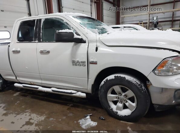 1C6RR7GT2GS228433 2016 RAM 1500 Белый Вид задней части салона
