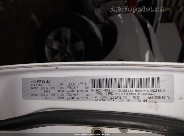 1C6RR7GT2GS228433 2016 RAM 1500 Белый Вид подкапотного пространства