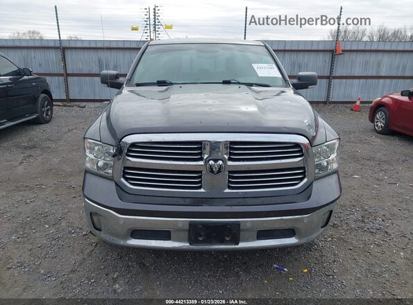1C6RR7LM4HS879529 2017 RAM 1500 Gray Widok wnętrza z tyłu