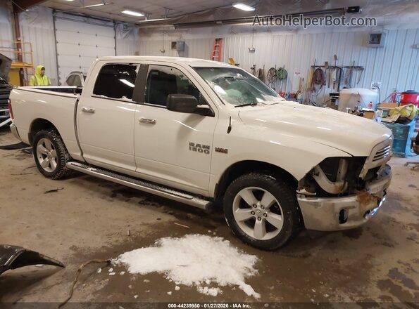 1C6RR7LT0HS765518 2017 RAM 1500 Белый Передняя правая четверть