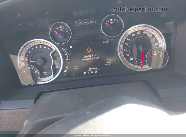 1C6RR7NT6HS800740 2017 RAM 1500 Серый Вид задних сидений