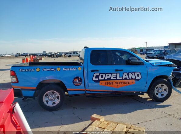 1C6SRECG2RN128316 2024 RAM 1500 White Widok wnętrza z tyłu