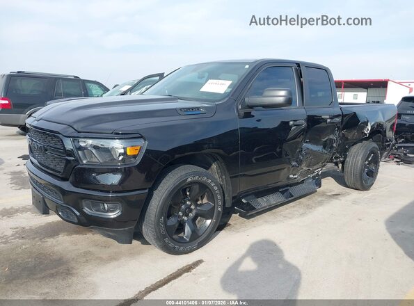 1C6SRECG9RN128586 2024 RAM 1500 Черный Передняя левая четверть
