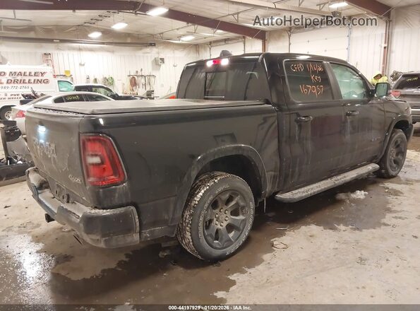1C6SRFFP3TN167957 2026 RAM 1500 Черный Задняя правая четверть