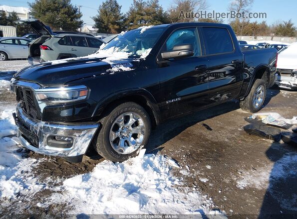 1C6SRFFP6SN555439 2025 RAM 1500 Черный Передняя левая четверть