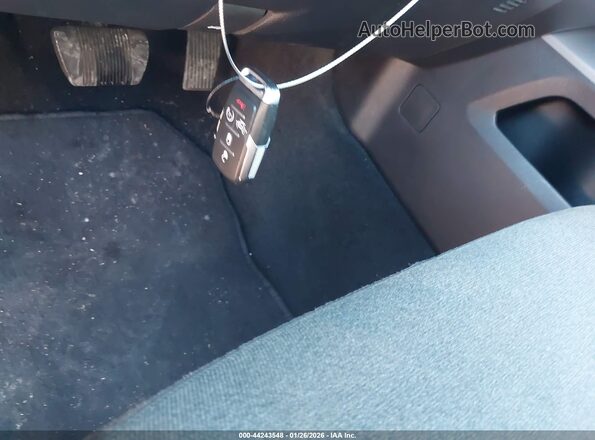 1C6SRFFP8SN562618 2025 RAM 1500 Серебряный Вид панели приборов