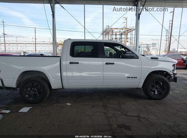 1C6SRFFP9SN517400 2025 RAM 1500 Белый Панорамный вид салона 360°