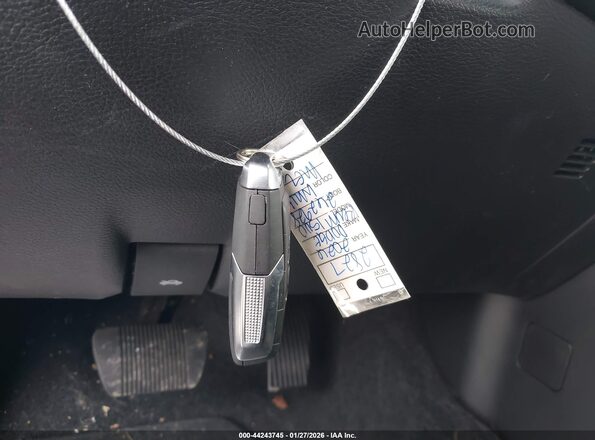 1C6SRFJP0TN255050 2026 RAM 1500 White Widok deski rozdzielczej