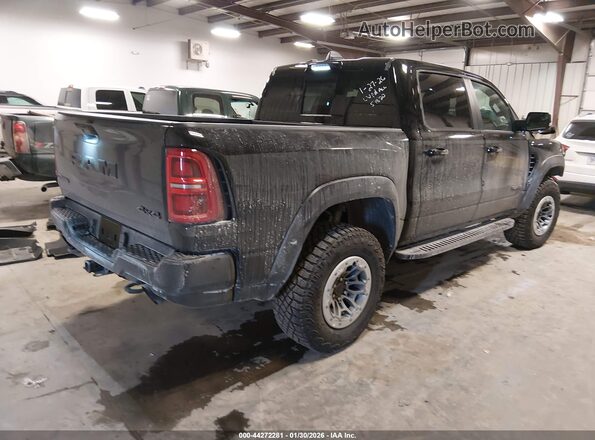 1C6SRFUP6TN254707 2026 RAM 1500 Черный Задняя правая четверть