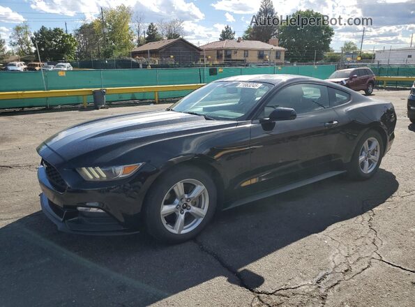 1FA6P8AM7H5346153 2017 FORD MUSTANG Черный Передняя левая четверть