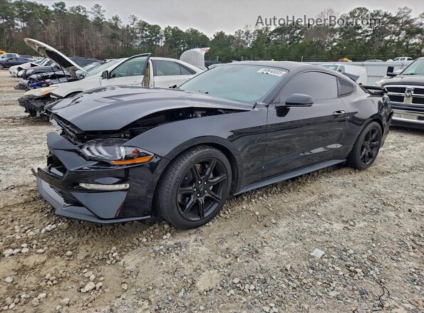 1FA6P8CF1J5142212 2018 FORD MUSTANG Черный Передняя левая четверть