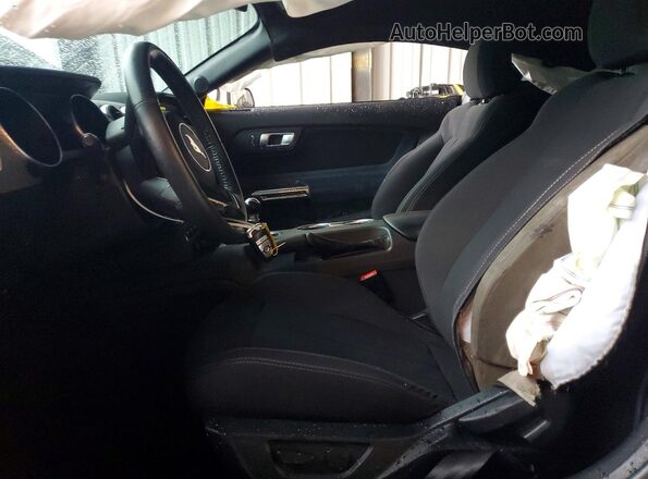 1FA6P8CF1P5307149 2023 FORD MUSTANG Белый Вид салона спереди