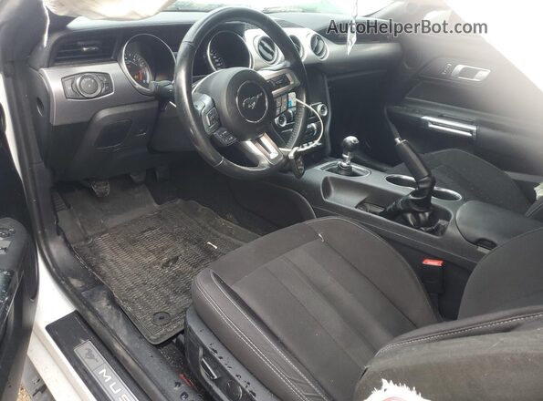 1FA6P8CF2K5162907 2019 FORD MUSTANG Белый Вид панели приборов