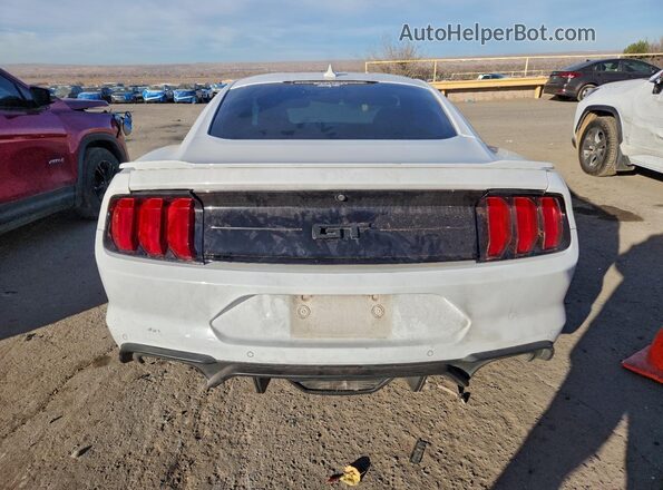 1FA6P8CF2M5140795 2021 FORD MUSTANG Белый Вид сзади