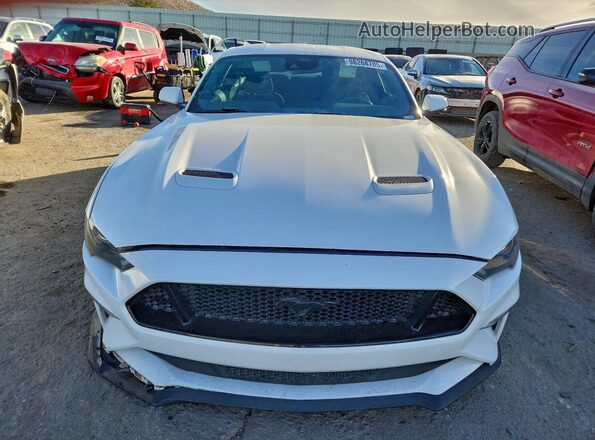 1FA6P8CF2M5140795 2021 FORD MUSTANG Белый Вид спереди