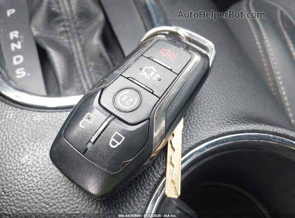 1FA6P8TH2H5273273 2017 FORD MUSTANG Серебряный Вид панели приборов