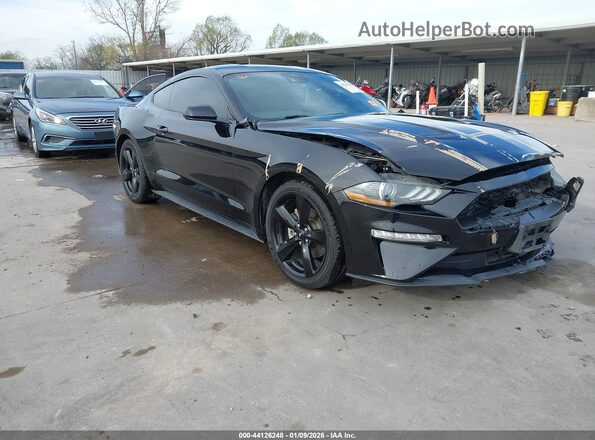 1FA6P8TH5M5105217 2021 FORD MUSTANG Черный Передняя правая четверть