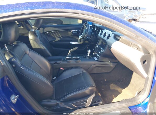 1FA6P8TH9G5236140 2016 FORD MUSTANG Синий Вид салона спереди
