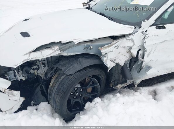 1FA6P8TH9J5173905 2018 FORD MUSTANG Белый Вид спереди