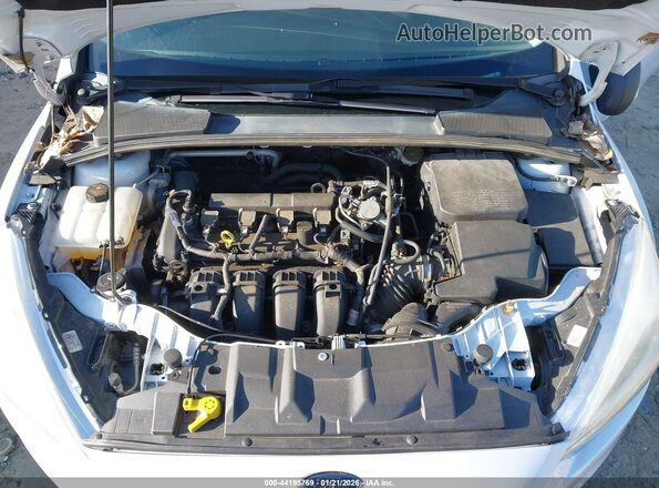 1FADP3E29GL355093 2016 FORD FOCUS Белый Вид сзади