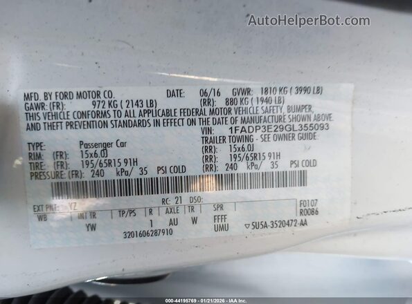 1FADP3E29GL355093 2016 FORD FOCUS Белый Вид подкапотного пространства