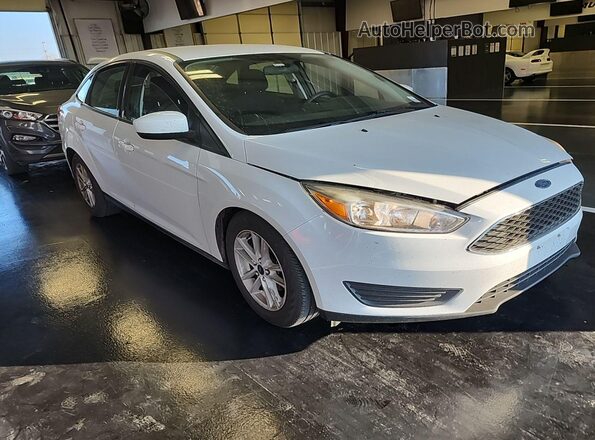 1FADP3F26JL229764 2018 FORD FOCUS Белый 