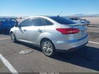2017 Ford Focus Titanium Серебряный vin: 1FADP3J28HL288185