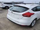 2018 Ford Focus Se vin: 1FADP3K27JL235904
