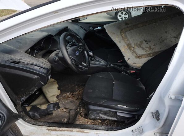 1FADP3K27JL235904 2018 FORD FOCUS  Передняя правая четверть
