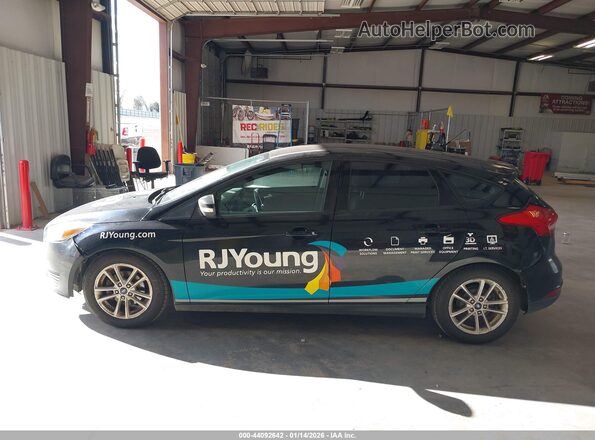 1FADP3K28GL393483 2016 FORD FOCUS Черный 