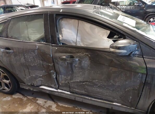 1FADP3L92HL294638 2017 FORD FOCUS ST Серый Вид спереди