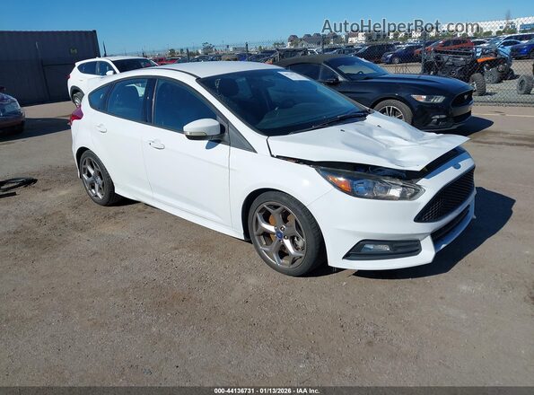 1FADP3L92JL282818 2018 FORD FOCUS ST White Przód prawy
