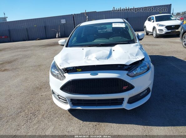 1FADP3L92JL282818 2018 FORD FOCUS ST White Widok zestawu wskaźników