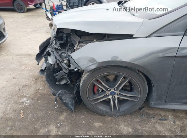 1FADP3L93HL335715 2017 FORD FOCUS ST Gray Widok z przodu
