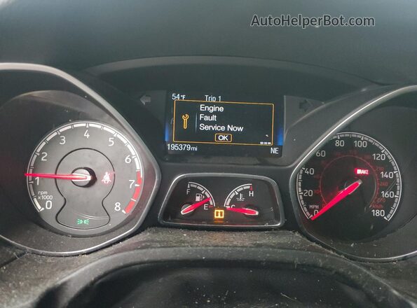 1FADP3L95JL266354 2018 FORD FOCUS Черный 
