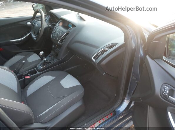 1FADP3L97JL255257 2018 FORD FOCUS ST Синий Вид салона спереди