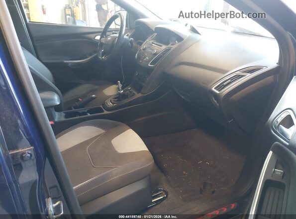 1FADP3L98HL281246 2017 FORD FOCUS ST Синий Вид салона спереди