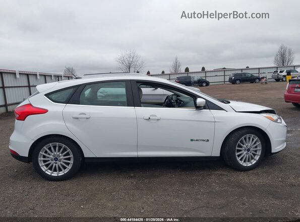 1FADP3R41HL224401 2017 FORD FOCUS ELECTRIC White Rear interior view