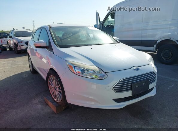 1FADP3R4XGL380788 2016 FORD FOCUS ELECTRIC White Delantero derecho