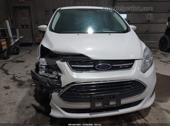 1FADP5AU3JL104497 2018 FORD C-MAX HYBRID Белый Вид щитка приборов