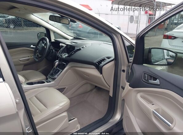1FADP5BU2GL107818 2016 FORD C-MAX HYBRID Бежевый Вид салона спереди