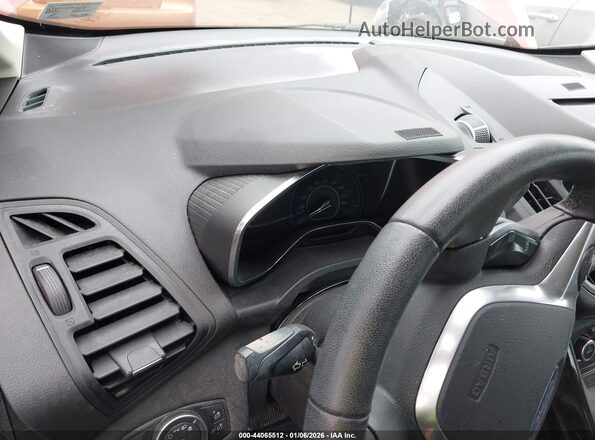 1FADP5DU7JL105907 2018 FORD C-MAX HYBRID Красный Вид задних сидений