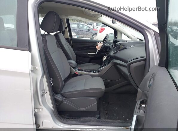 1FADP5EU3HL103547 2017 FORD C-MAX ENERGI Серебряный Вид салона спереди