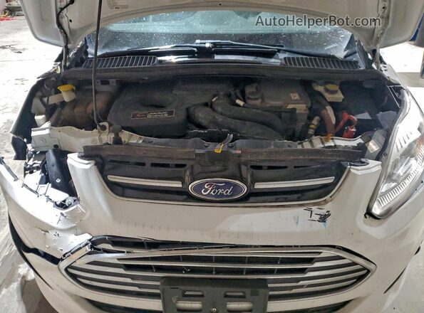 1FADP5FU7HL101377 2017 FORD C-MAX Белый Вид подкапотного пространства