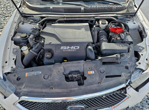 1FAHP2KT2KG107097 2019 FORD TAURUS White Vista interior trasera