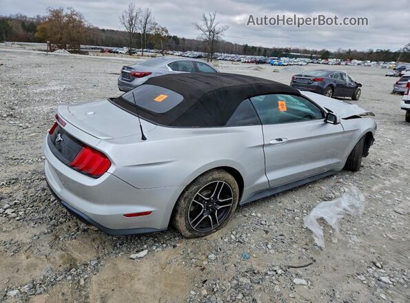 1FATP8UH2J5124093 2018 FORD MUSTANG Серебряный Задняя правая четверть